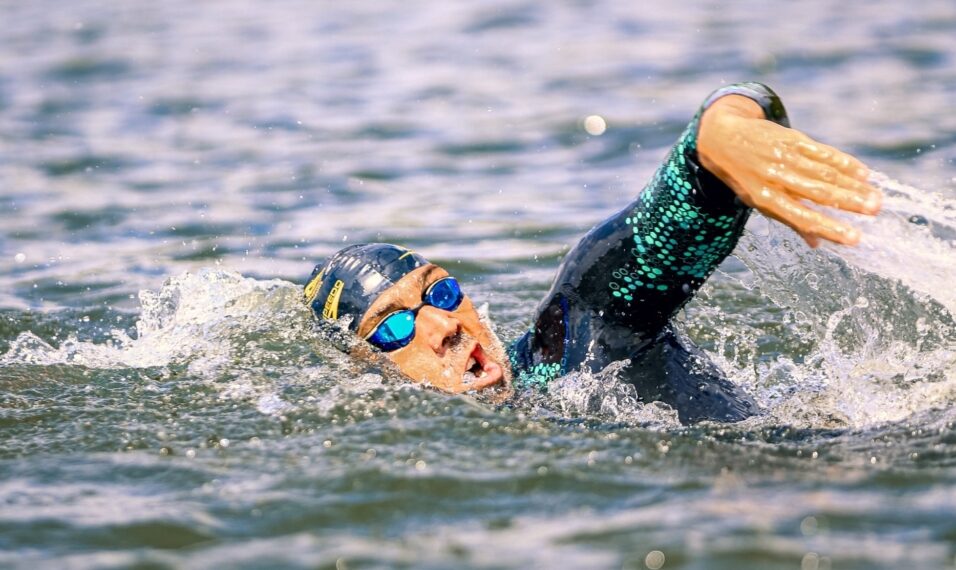 Luiz Felipe Lebeis e Bianca Avella vencem os 10 km no Aquamundo