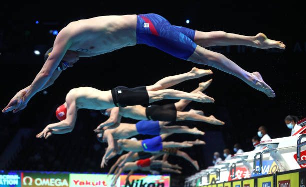 Último día de eliminatorias del Mundial de Piscina Corta