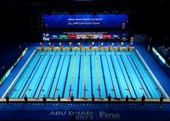 Primer día de eliminatorias del Mundial de Piscina Corta