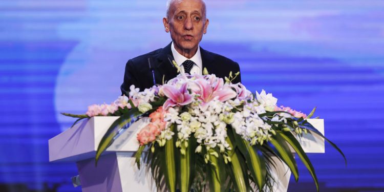 Julio Maglione fue nombrado Presidente Honorario Vitalicio de Panam Aquatics