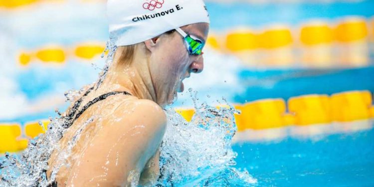 World Aquatics debe reconocer el récord mundial de Evgeniia Chikunova en los 200m pecho
