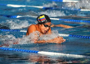 Nadadores colombianos destacan en torneos internacionales