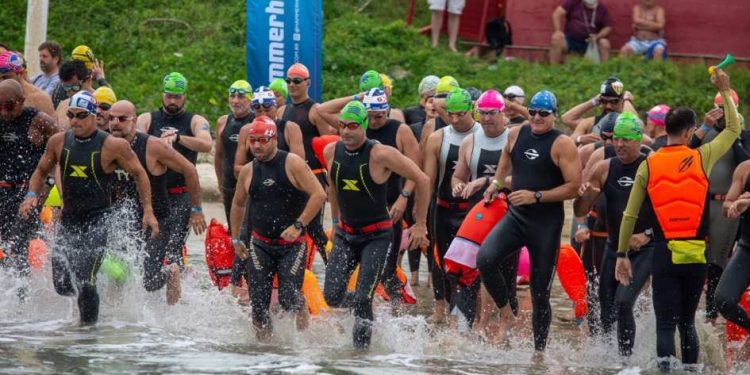 Eduardo Marques y Letícia Wirth vencen la 4ta edición de la Travesía da Pinheira