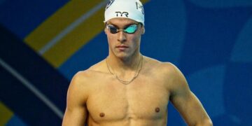 Eduardo Cisternas de Chile establece nuevo récord nacional de 200m libre rompe la barrera del 1:50